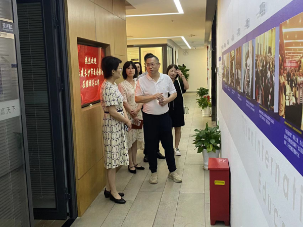 李舜主委带队走访调研会员企业