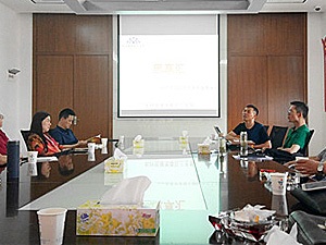 芙蓉区三支部召开纪念“五一口号”发布70周年暨改革开放40周年“思享”座谈会