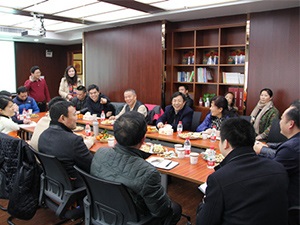 赖明勇出席长沙民建新常态下中小企业发展座谈会