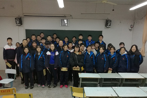 助学回访，“结对”出经验——记天心区工委第十三次赴桑植慰问贫困学生