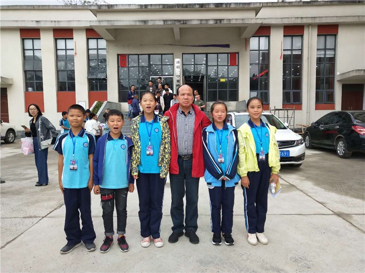 积极参与通道扶贫助学，天心区工委再结对子